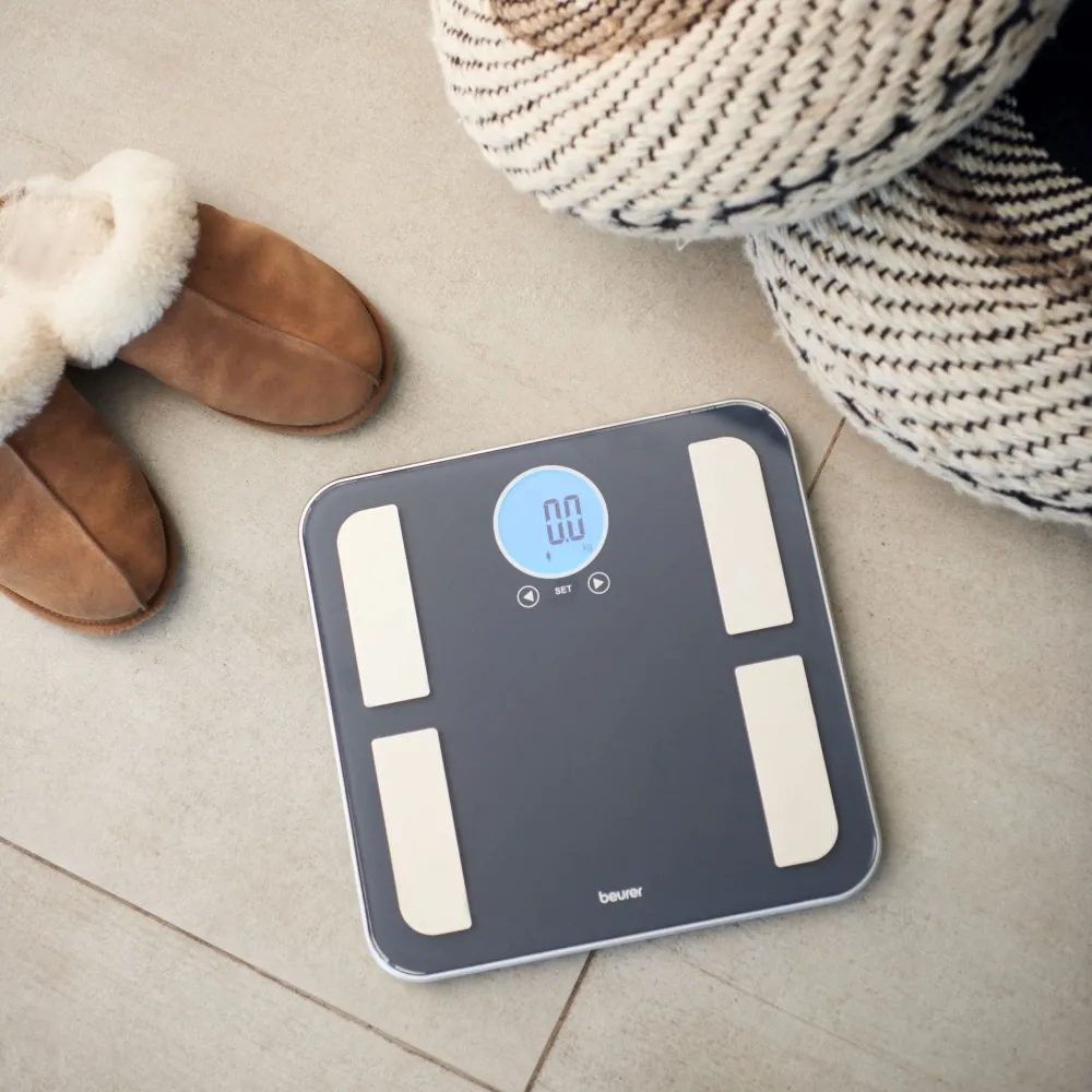 Везна, Beurer BF 195 diagnostic bathroom scale; round LCD display; Weight, body fat, body water, muscle percentage, bone mass, AMR calorie display; 180 kg - image 3