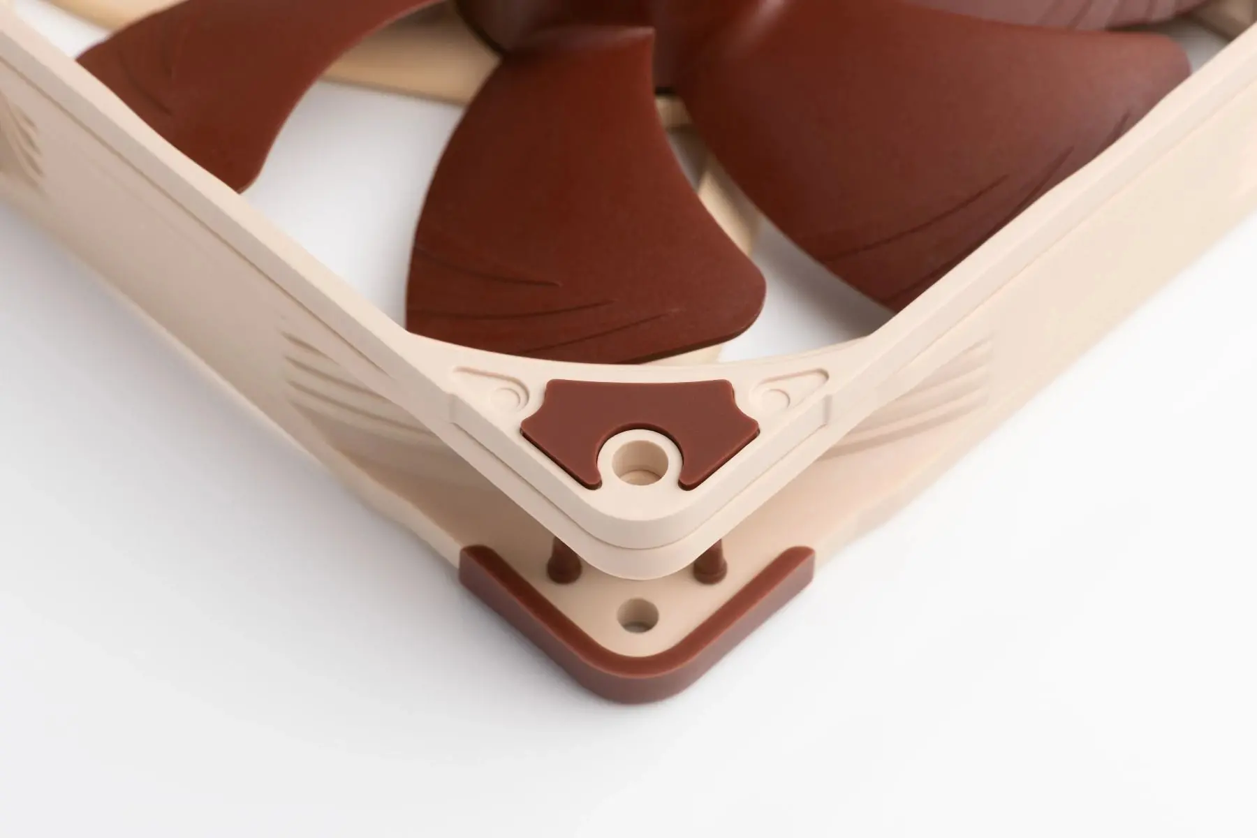 Noctua set distanțiere ventilator Inlet Side Spacers - pachet de 2 buc. pentru ventilatoare 140x25 mm - NA-IS1-14-Sx2 - image 2