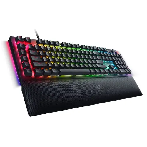 Razer BlackWidow V4 Mechanical Gaming Keyboard, US Layout, Green Switch, Razer Chroma™ RGB, 6 Macro Keys, Lubricated Stabilizers, Media Keys, Magnetic Wrist Rest, Up to 8000 Hz Polling Rate, Detachable Type C Cable - image 3