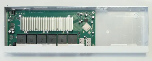 Суич Mikrotik CRS326-24G-2S-RM, 24xGigabit LAN, 2xSFP+ cages - image 1