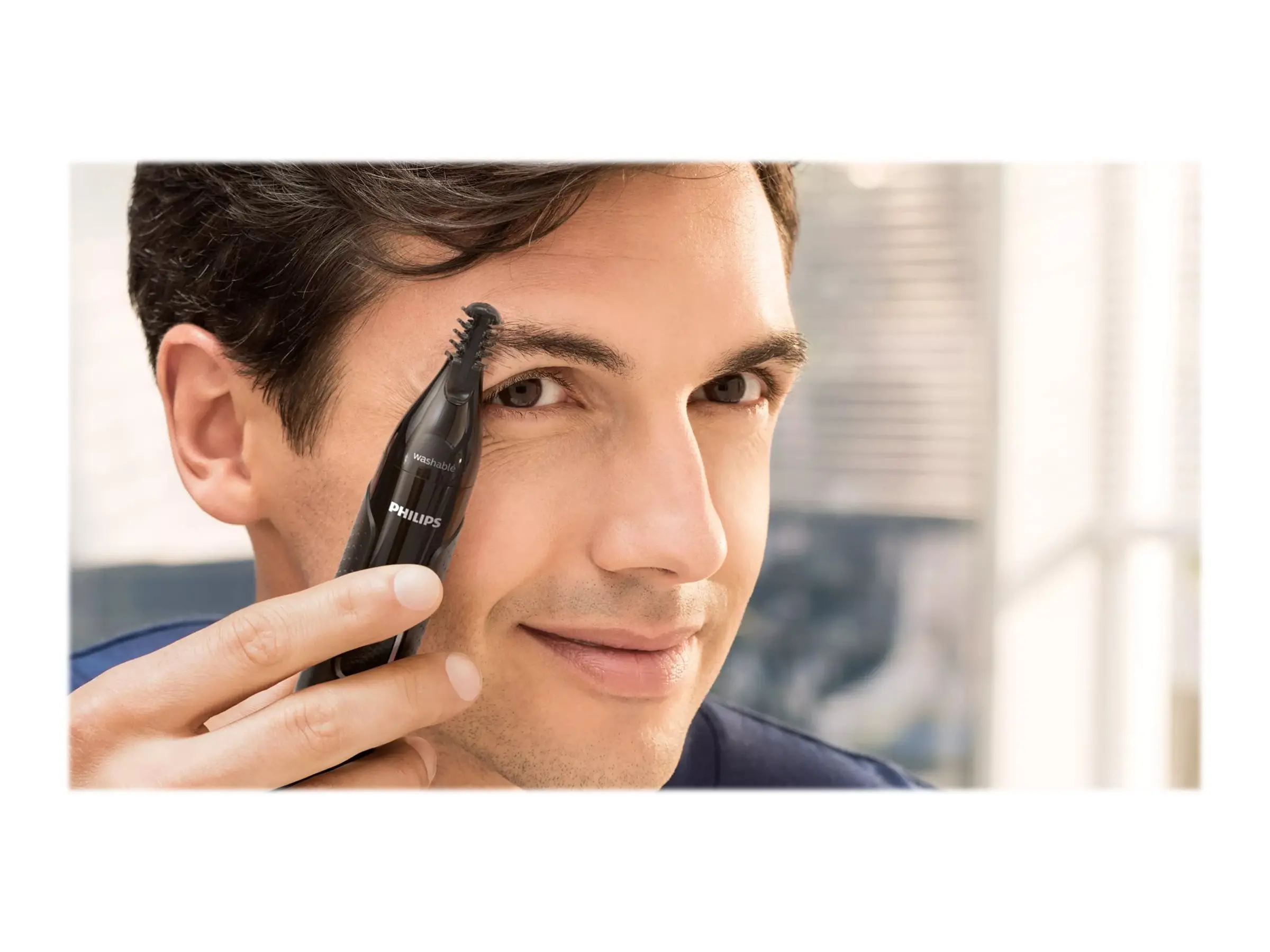 Philips Trimmer pentru nas Nosetrimmer 100 rezistent la apă, sistem de protecție pe două fețe Dual-sided Protective Guard, baterie AA inclusă - image 7
