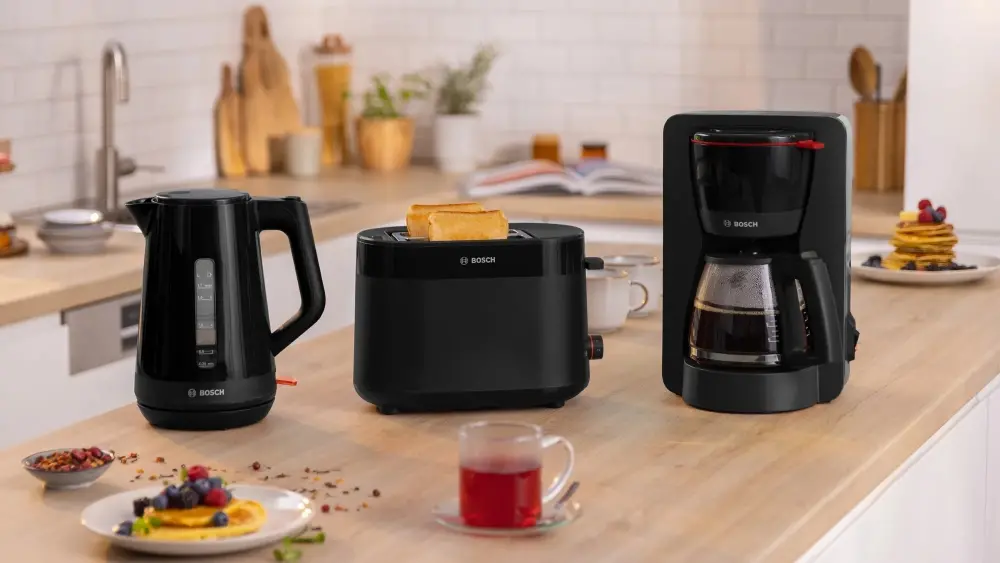 Ηλεκτρικός βραστήρας, Bosch TWK1M123, MyMoment Plastic Kettle, 2400 W, 1.7 l, Ένδειξη φλιτζανιών, Φίλτρο αλάτων, Τριπλή λειτουργία ασφαλείας, Μαύρο - image 2