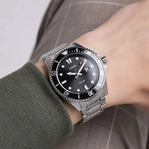 Мъжки аналогов часовник Casio Diving - MDV-107D-1A1VEF - image 1
