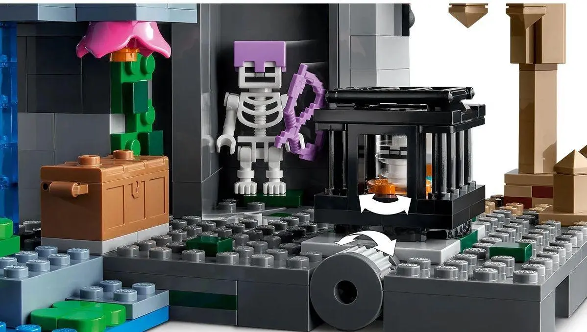 LEGO Minecraft - The Skeleton Dungeon - 21189 - image 4