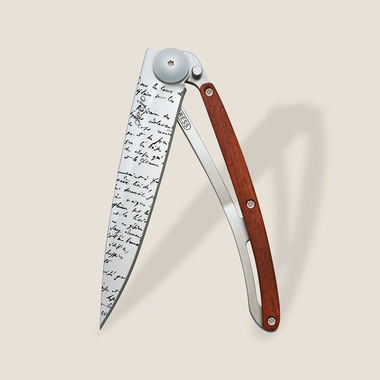 Джобен нож Deejo 37g, Coral wood / Manuscript