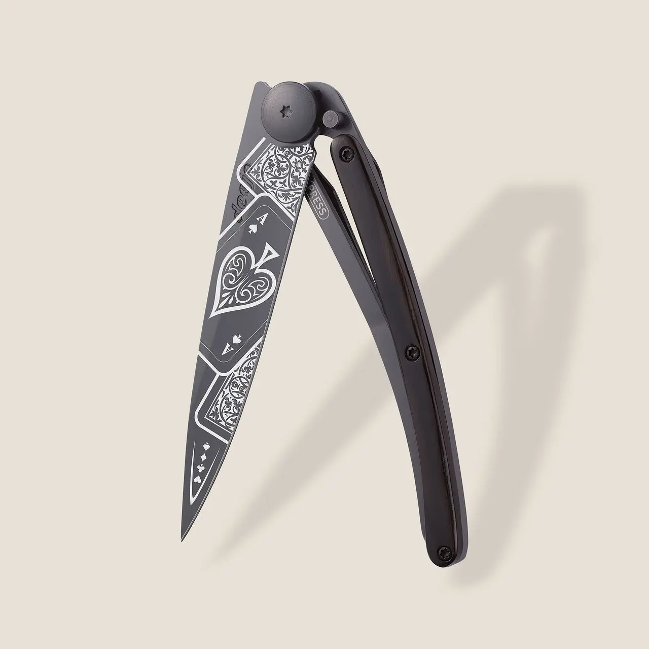 Джобен нож Deejo 37g, Ebony / Good Luck