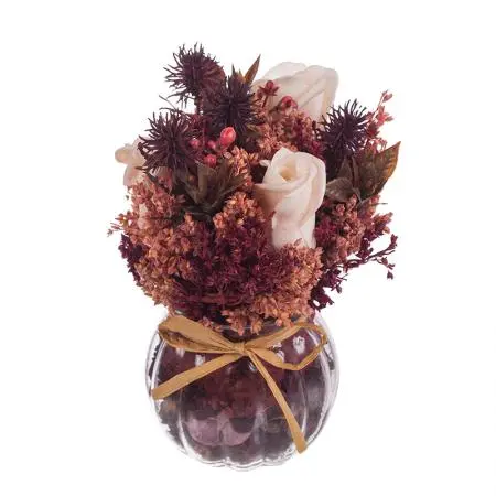 Аранжировка рози в стъклена ваза