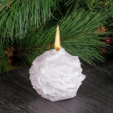 Свещ снежна топка малка - image 1
