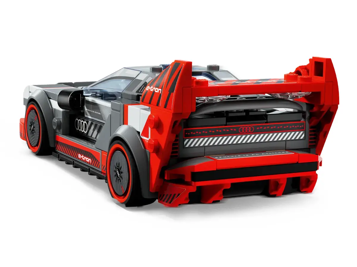 LEGO Speed Champions - Audi S1 e-tron Quattro Race Car - 76921 - image 2
