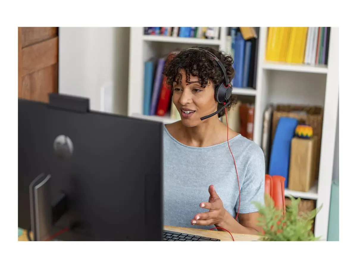 HP Poly Blackwire 5220 Stereo USB-C Headset +3.5mm Plug +USB-C/A Adapter Bulk - image 1