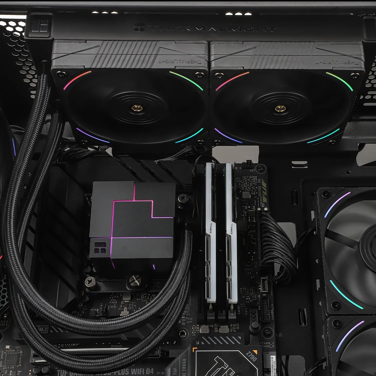 Thermalright водно охлаждане Water Cooling Core Matrix 240 Black - LGA1851/LGA1700/AM5 - image 6