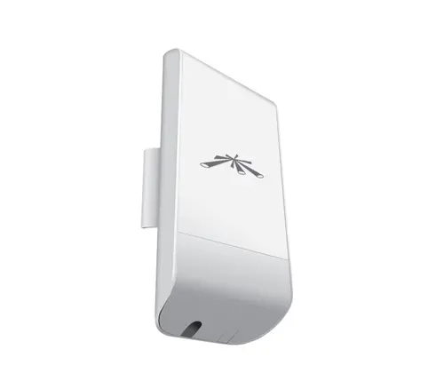 Точка за достъп Ubiquiti LocoM2, 2.4GHz, MIMO 8dBi, 1x10/100 Port, 150+ Mbps