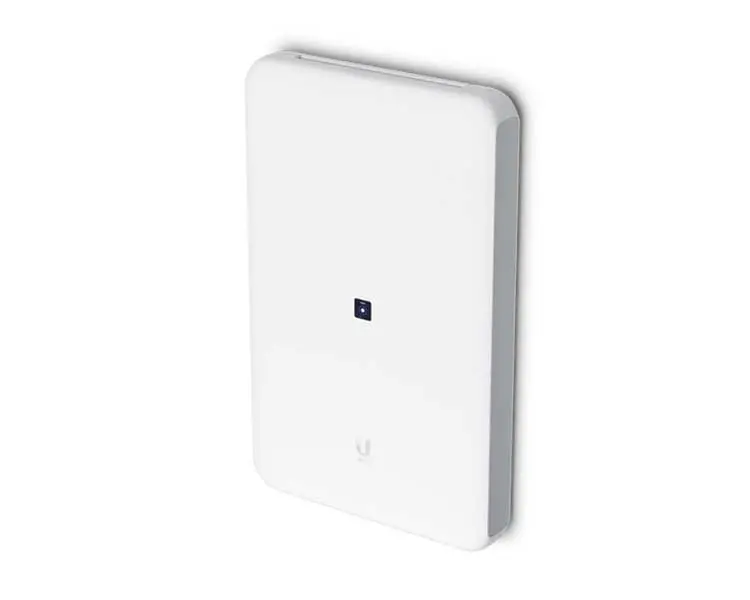 Точка за достъп Ubiquiti UDW, WiFi 6, 17xGbE, 1x2.5GbE, 2xSFP+, 420W, 4.7" touch
