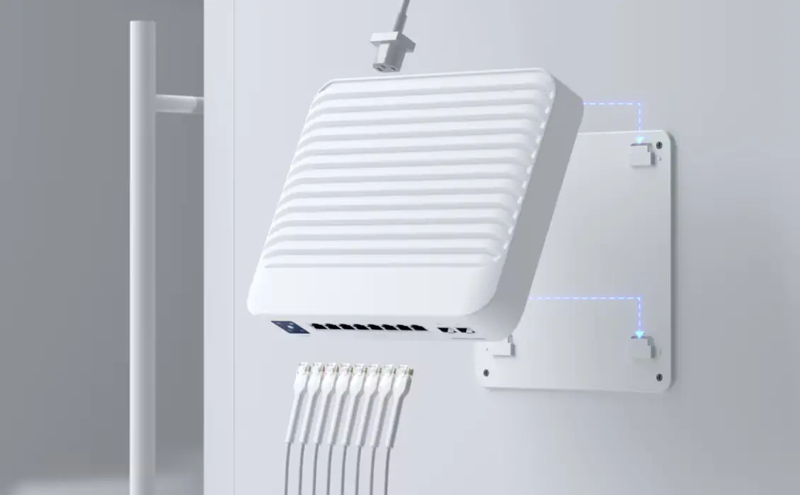 Комутатор Ubiquiti USW-Pro-8-PoE, 8x Gbit RJ45, 6x Gbit PoE+, 2xSFP+ слота, 120W - image 2