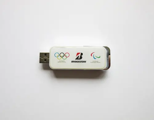 Флаш памет 32Gb USB 2.0 SD-34B, бяла, Без лого - image 1