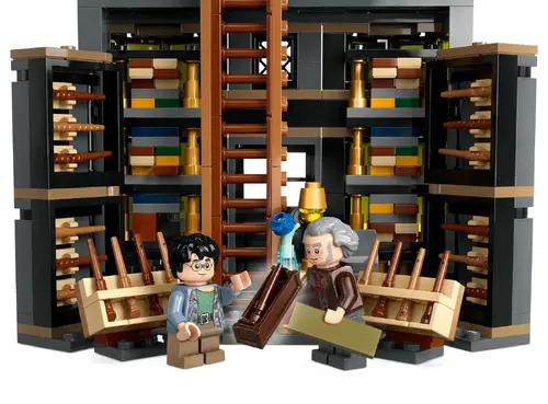 LEGO Harry Potter - Ollivanders аnd Madam Malkin's Robes, 76439 - image 3