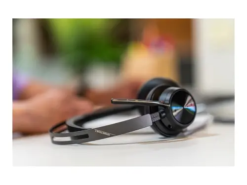 HP Poly Voyager Focus 2 USB-A with charge stand Headset - image 3