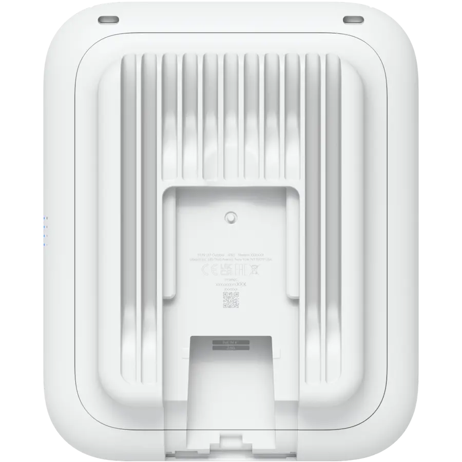 Punct de acces Ubiquiti U7-Outdoor, WiFi 7, 1x 2.5GbE, 2x 4dBi, fără adaptor PoE - image 2
