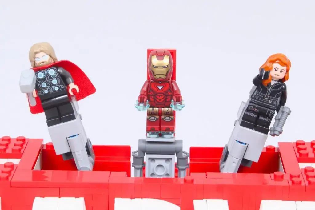 LEGO Super Heroes Marvel MARVEL Logo- 76313 - image 2
