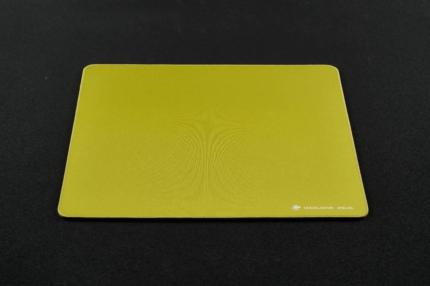 Madlions професионален геймърски пад за мишка Gaming Mousepad ZEUS - Matcha Green, 490 x 420 mm - image 1