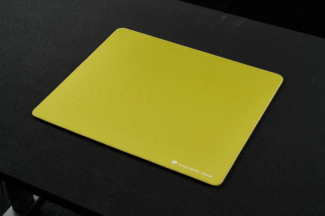 Madlions професионален геймърски пад за мишка Gaming Mousepad ZEUS - Matcha Green, 490 x 420 mm - image 6