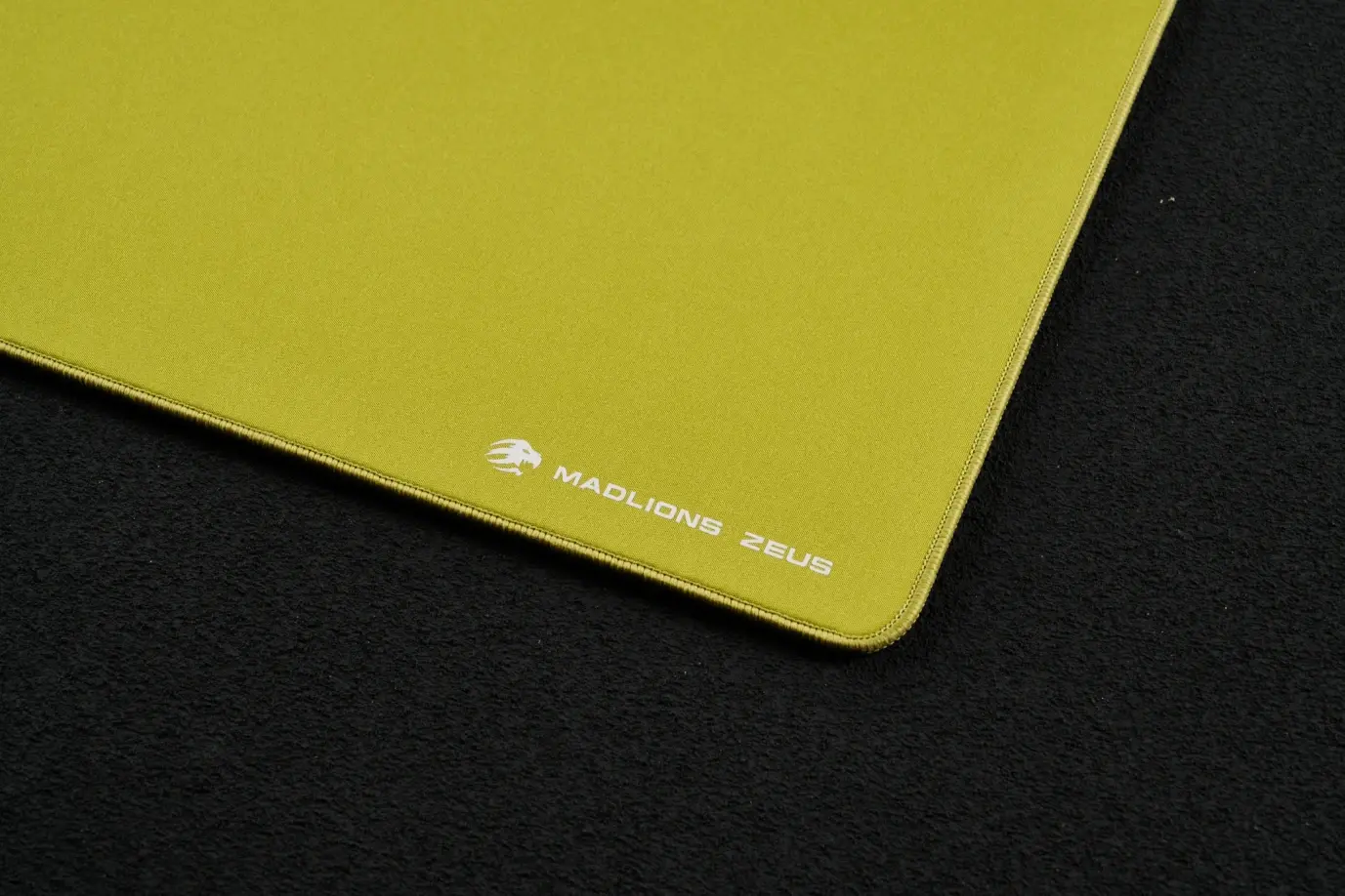 Madlions професионален геймърски пад за мишка Gaming Mousepad ZEUS - Matcha Green, 490 x 420 mm - image 7