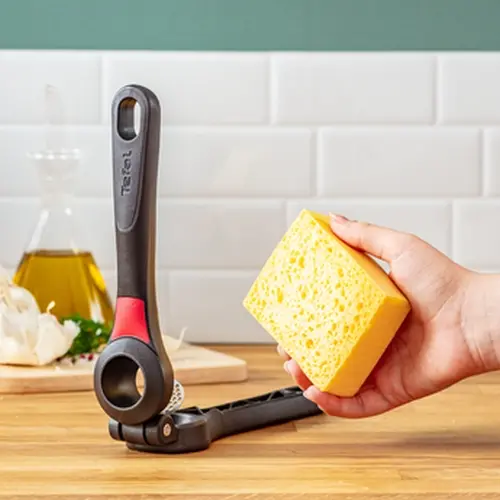 Преса за чесън, Tefal K2072614, Ingenio new garlic press - image 2