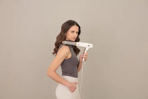 Сешоар, Beurer HC 150 FusionDry Pro Hair dryer - Powerful, brushless motor, Ergonomic folding handle, Ion function, 3 heat & blower settings, cold air, Extra quiet, EasyClick - Magnetic attachments, LCD display, Bag - image 14
