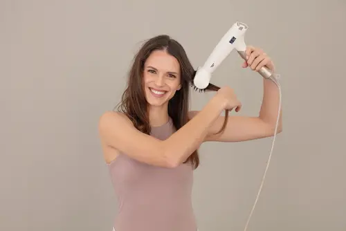 Сешоар, Beurer HC 150 FusionDry Pro Hair dryer - Powerful, brushless motor, Ergonomic folding handle, Ion function, 3 heat & blower settings, cold air, Extra quiet, EasyClick - Magnetic attachments, LCD display, Bag - image 3