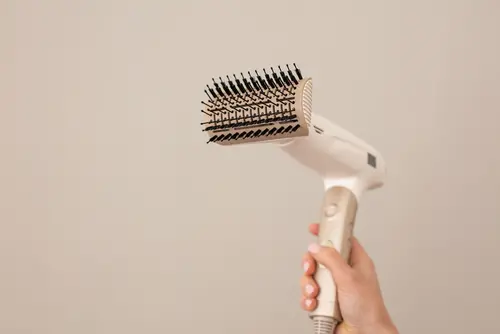 Сешоар, Beurer HC 150 FusionDry Pro Hair dryer - Powerful, brushless motor, Ergonomic folding handle, Ion function, 3 heat & blower settings, cold air, Extra quiet, EasyClick - Magnetic attachments, LCD display, Bag - image 5