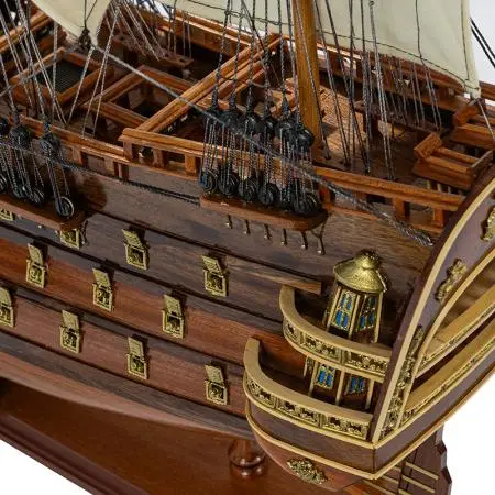 Model de navă ROYAL LOUIS - image 11