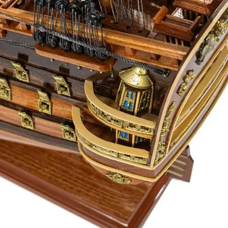 Model de navă ROYAL LOUIS - image 15