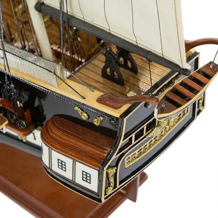 Model de navă USS. CONSTITUTION - image 11