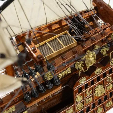 Модел на кораб SOVEREIGN OF THE SEAS - image 13