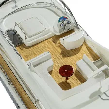 Модел на моторна яхта SUNSEEKER - image 10