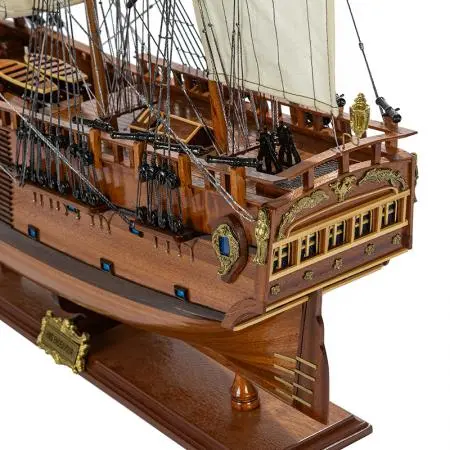 Модел на кораб HMS ENDEAVOUR - image 13