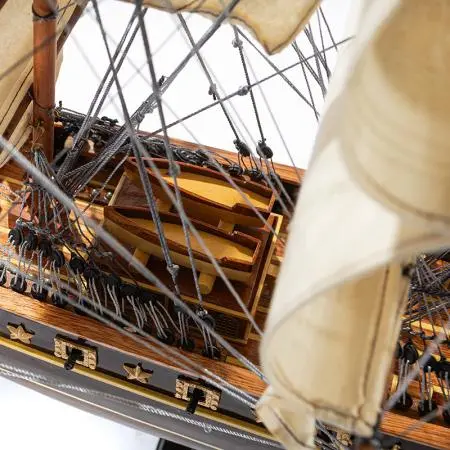 Модел на кораб CUTTY SARK - image 13