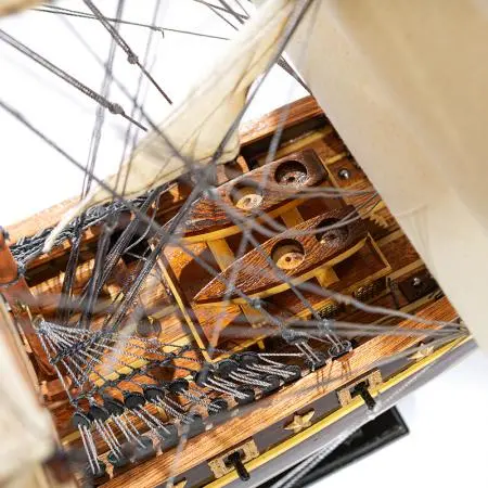 Модел на кораб CUTTY SARK - image 17