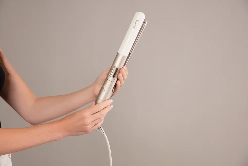 Преса, Beurer HS 70 Hair straightener, Ceramic-coated heating plates, Rounded housing, Ion function, Multi-stage temperature setting from 100°C - 220 °C, Automatic switch-off after 30 minutes, Button lock, heat-resistant storage bag - image 10
