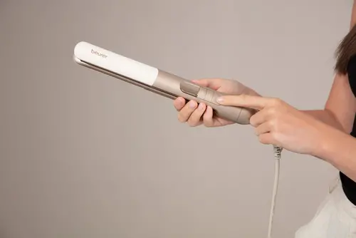 Преса, Beurer HS 70 Hair straightener, Ceramic-coated heating plates, Rounded housing, Ion function, Multi-stage temperature setting from 100°C - 220 °C, Automatic switch-off after 30 minutes, Button lock, heat-resistant storage bag - image 11