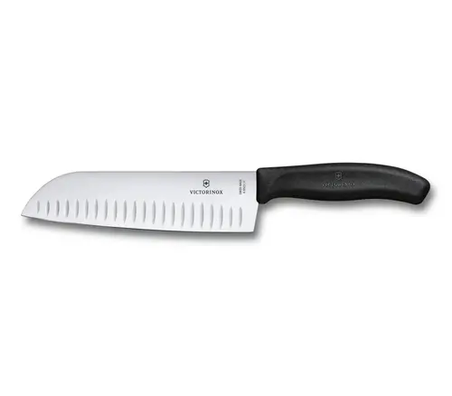 Μαχαίρι κουζίνας Victorinox Swiss Classic Santoku Knife, οδοντωτή λεπίδα 170 mm, μαύρο, blister - 1