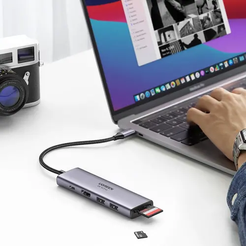 МУЛТИФУНКЦИОНАЛЕН АДАПТЕР 6in1 HDMI/USB A/SD+PD CM51 UGREEN1 - 2