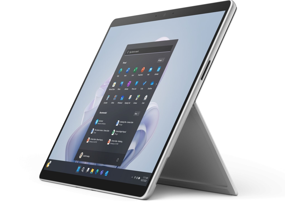 Лаптоп, Microsoft Surface PRO 9, Intel Core i7-1255U, 13" (2880 x 1920) PixelSense Flow Display, Intel Iris Xe Graphics, 16GB RAM, 512GB SSD, Windows 11 Home, Platinum