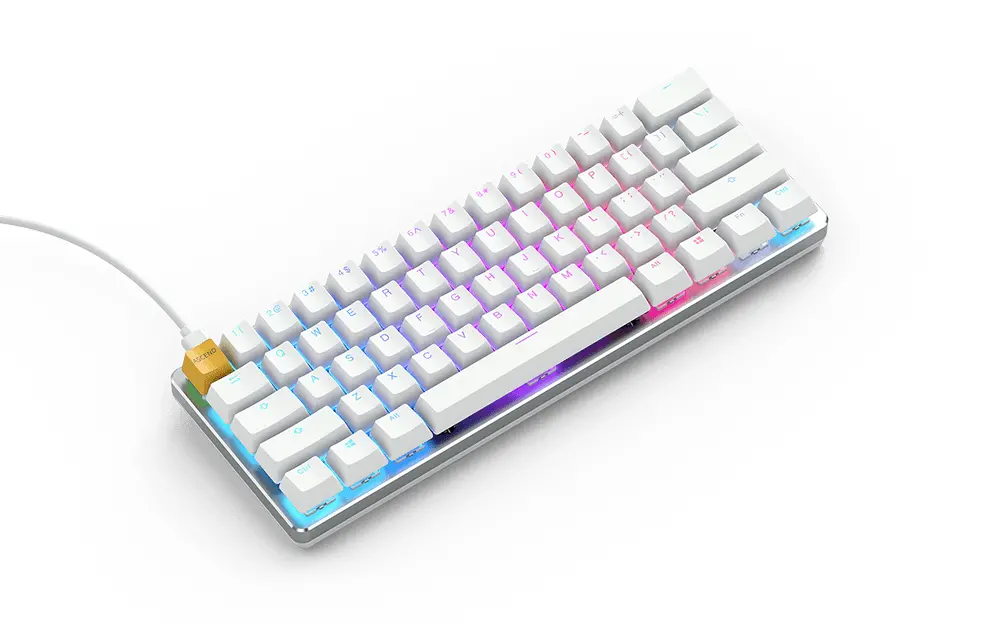 Геймърскa механична клавиатура Glorious White Ice GMMK RGB Compact, Gateron Brown US Layout - image 1