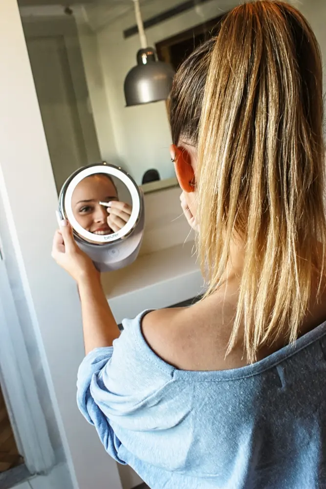 Козметично огледало, Beurer BS 49 lluminated cosmetic mirror; 12 LEDs; 5 x zoom; 2 mirrors; 11 cm - image 6