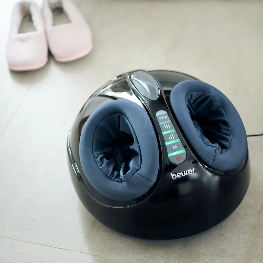 Масажор, Beurer FM 90 Shiatsu foot massager;Shiatsu and air pressure massage; Heat function; 3 massage programmes; 3 intensity levels of air compression massage; shoe size 46; washable and removable cover - image 3