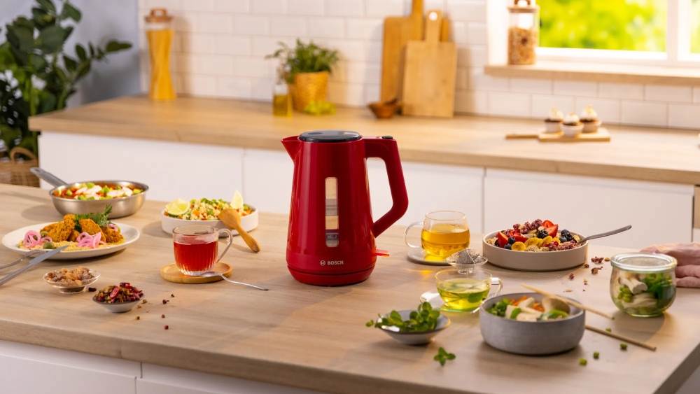 Електрическа кана, Bosch TWK1M124, MyMoment Plastic Kettle, 2400 W, 1.7 l, Cup indicator, Limescale filter, Triple safety function, Red - image 6