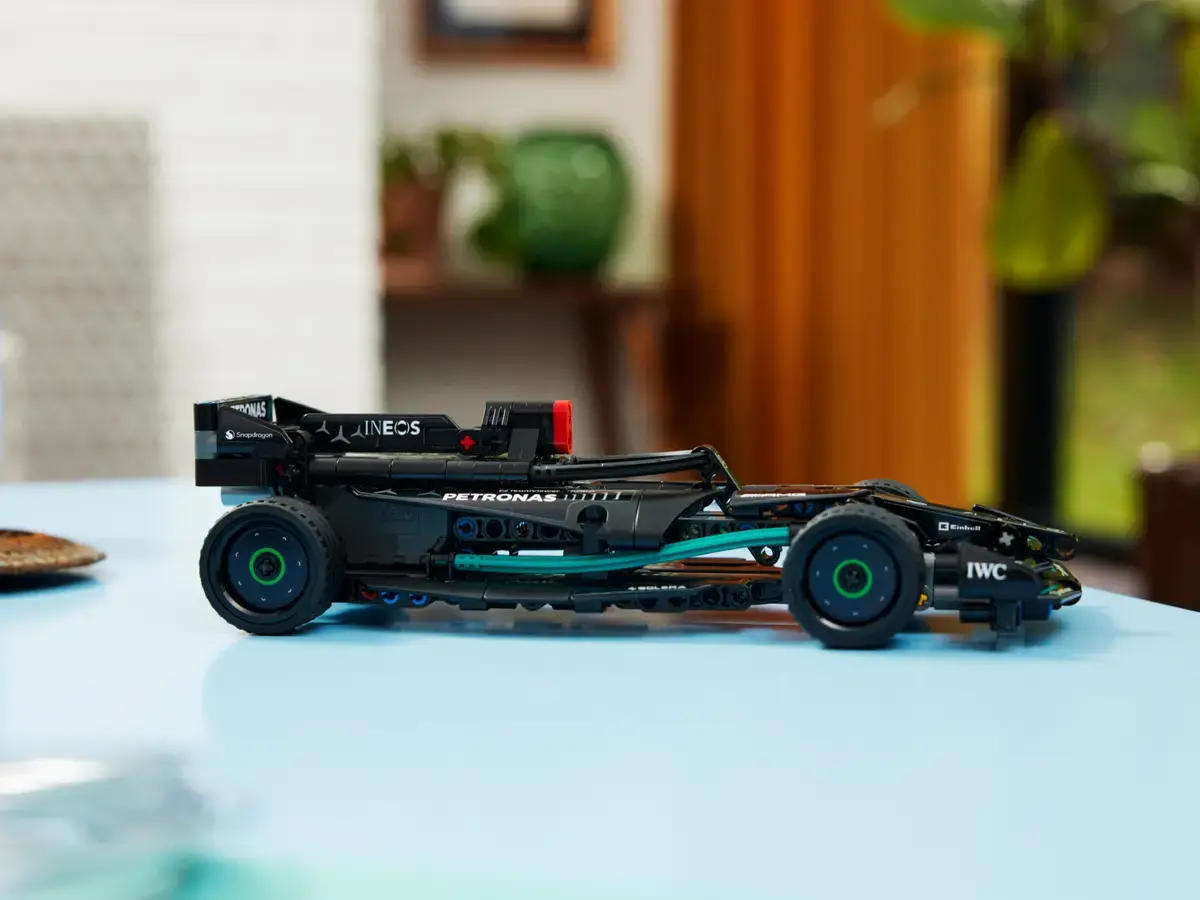 LEGO Technic - Mercedes-AMG F1 W14 E Performance Pull-Back - 42165 - image 4