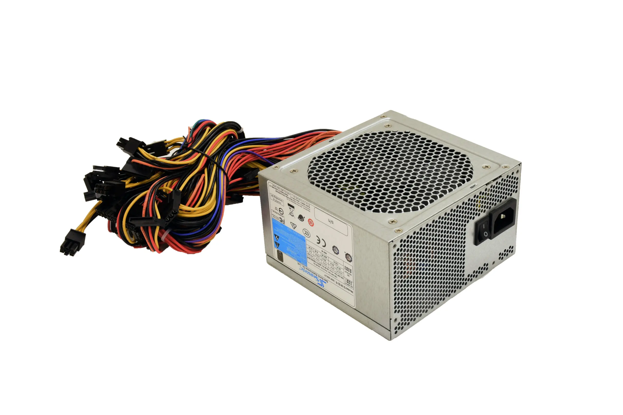 Power supply 600W, APFC, 12cm fan, ATX 12V v.2.3, 80+ gold, DC to DC converter design, MTBF full load 25? amb. : >100K hours; SSP-600JT