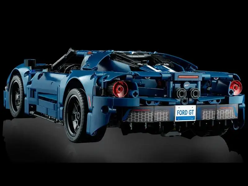 LEGO Technic - Ford GT 2022, 42154 - image 2